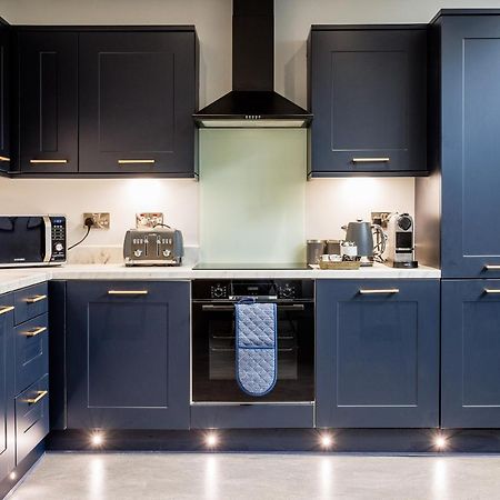 Luxury Apartment 5 Min To City Centre*Free Parking Newcastle upon Tyne Bagian luar foto