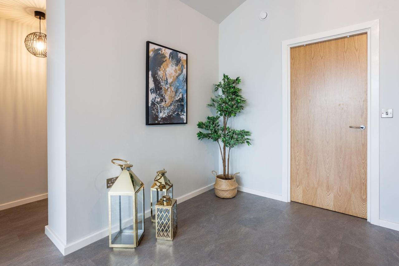 Luxury Apartment 5 Min To City Centre*Free Parking Newcastle upon Tyne Bagian luar foto